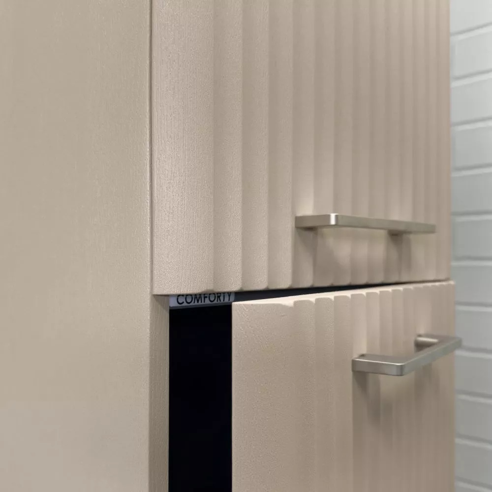 Пенал подвесной Comforty Ангара 35 Дуб латте 00-00019370CF Пенал подвесной Comforty Ангара 35 Дуб латте 00-00019370CF — изображение 3