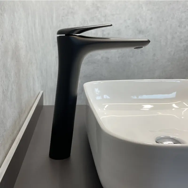 Смеситель для раковины Comforty FC074B-CMT Черный матовый Смеситель для раковины Comforty FC074B-CMT Черный матовый