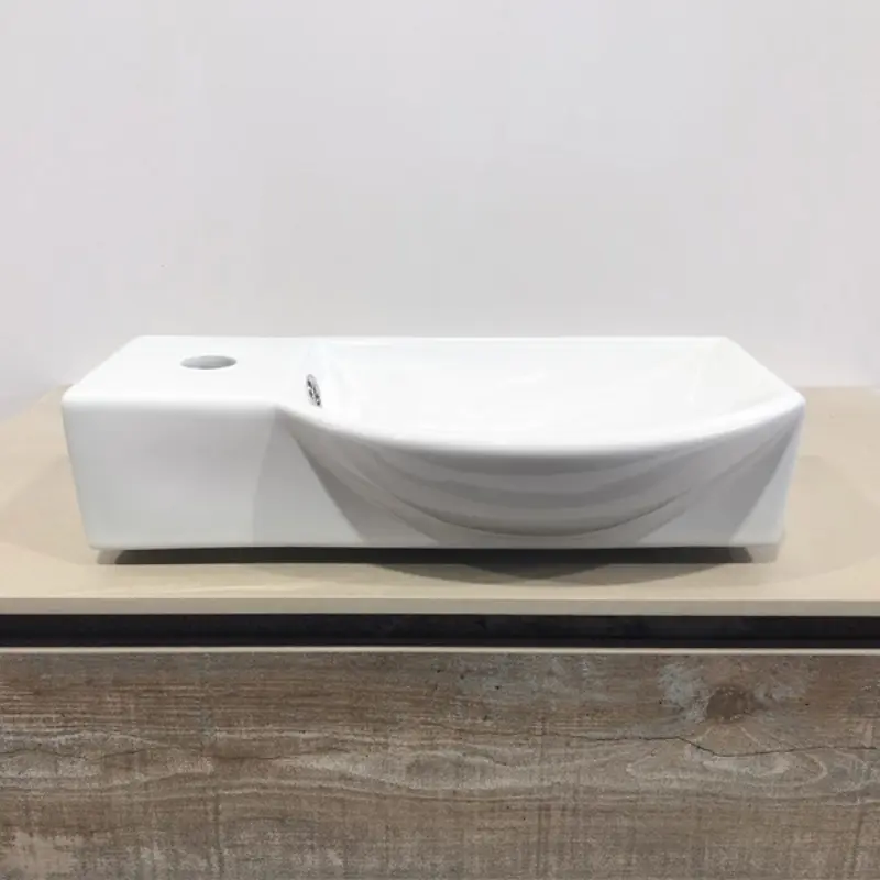 Раковина подвесная Comforty 7947 24х45 Белый глянцевый 4150355 Раковина подвесная Comforty 7947 24х45 Белый глянцевый 4150355 — изображение 2