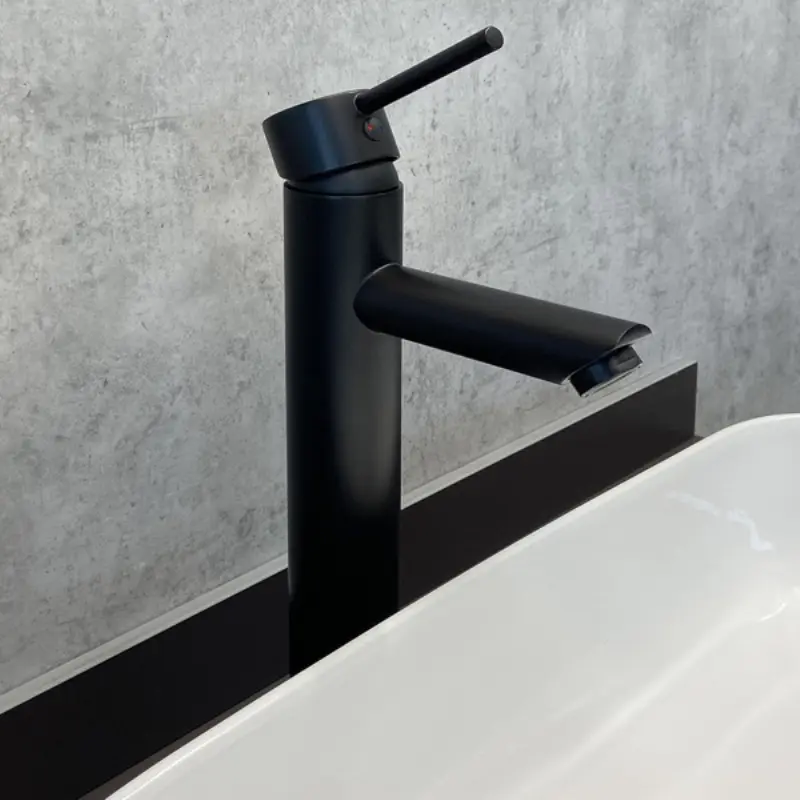 Смеситель для раковины Comforty FC018B-CMT Черный матовый Смеситель для раковины Comforty FC018B-CMT Черный матовый — изображение 2